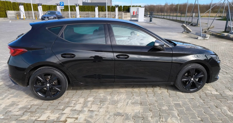 Seat Leon cena 74900 przebieg: 68500, rok produkcji 2020 z Radomsko małe 466